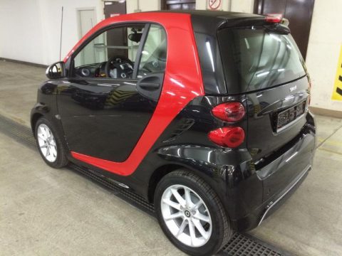 Smart Tridion Cell Wrap in Red