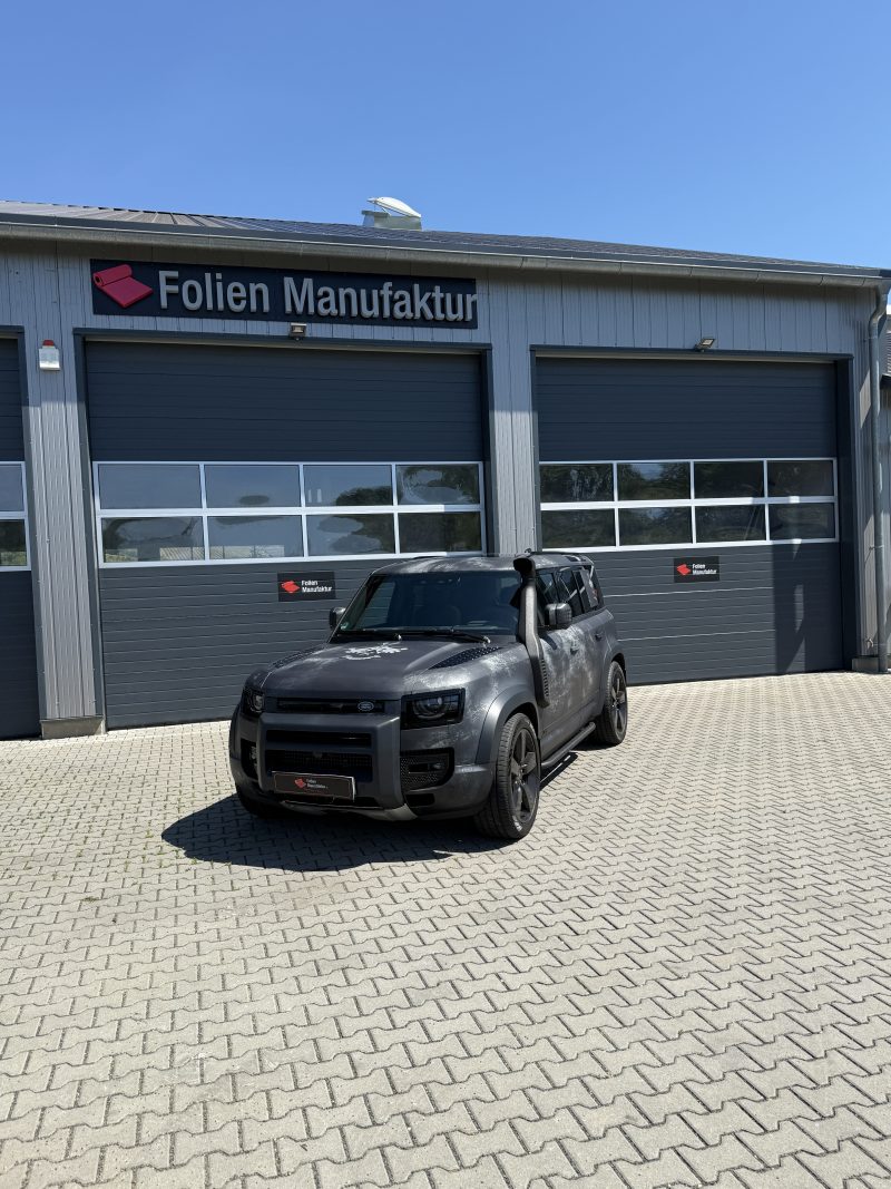 Land Rover Defender 110 Vollfolierung – Bild 12