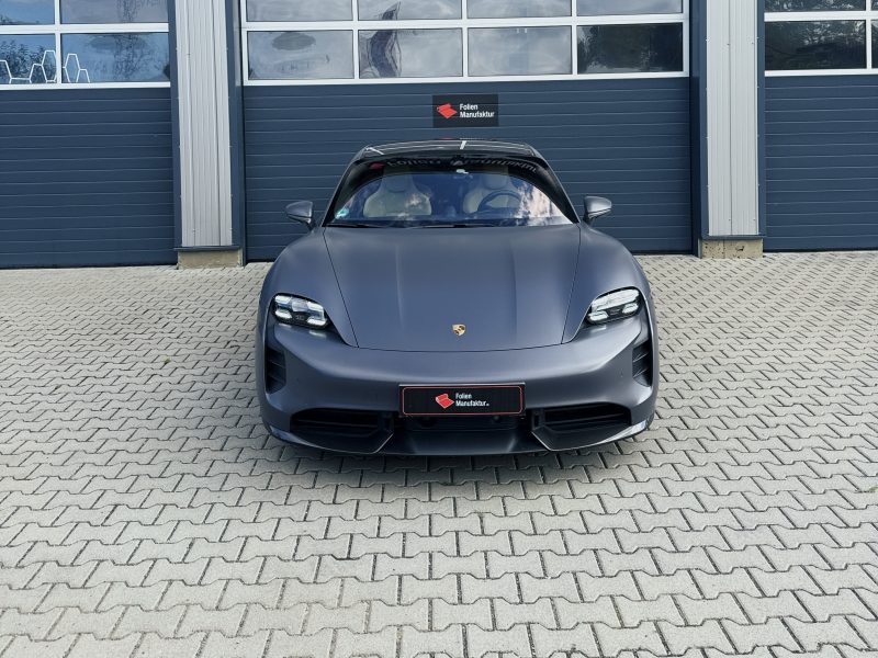 Porsche Taycan TurboS Vollfolierung – Bild 1