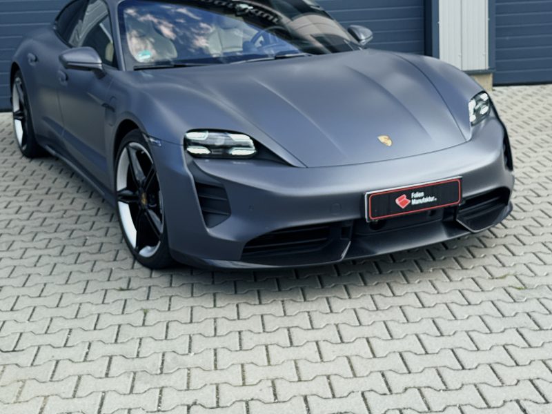 Porsche Taycan TurboS Vollfolierung – Bild 7