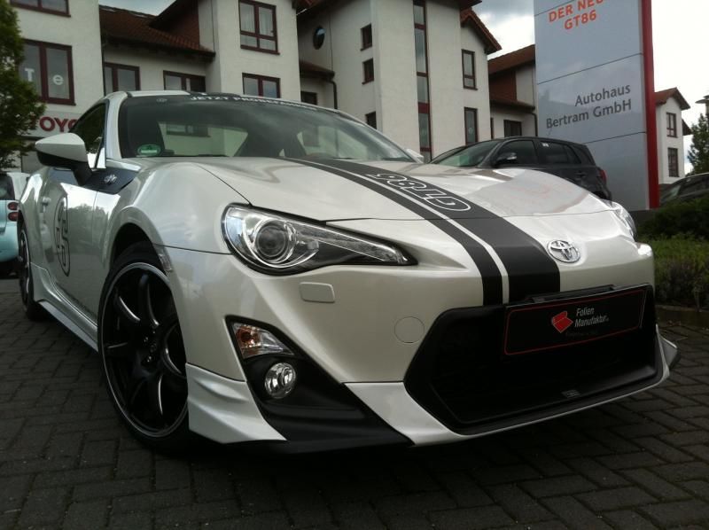 Toyota GT86 Designfolierung