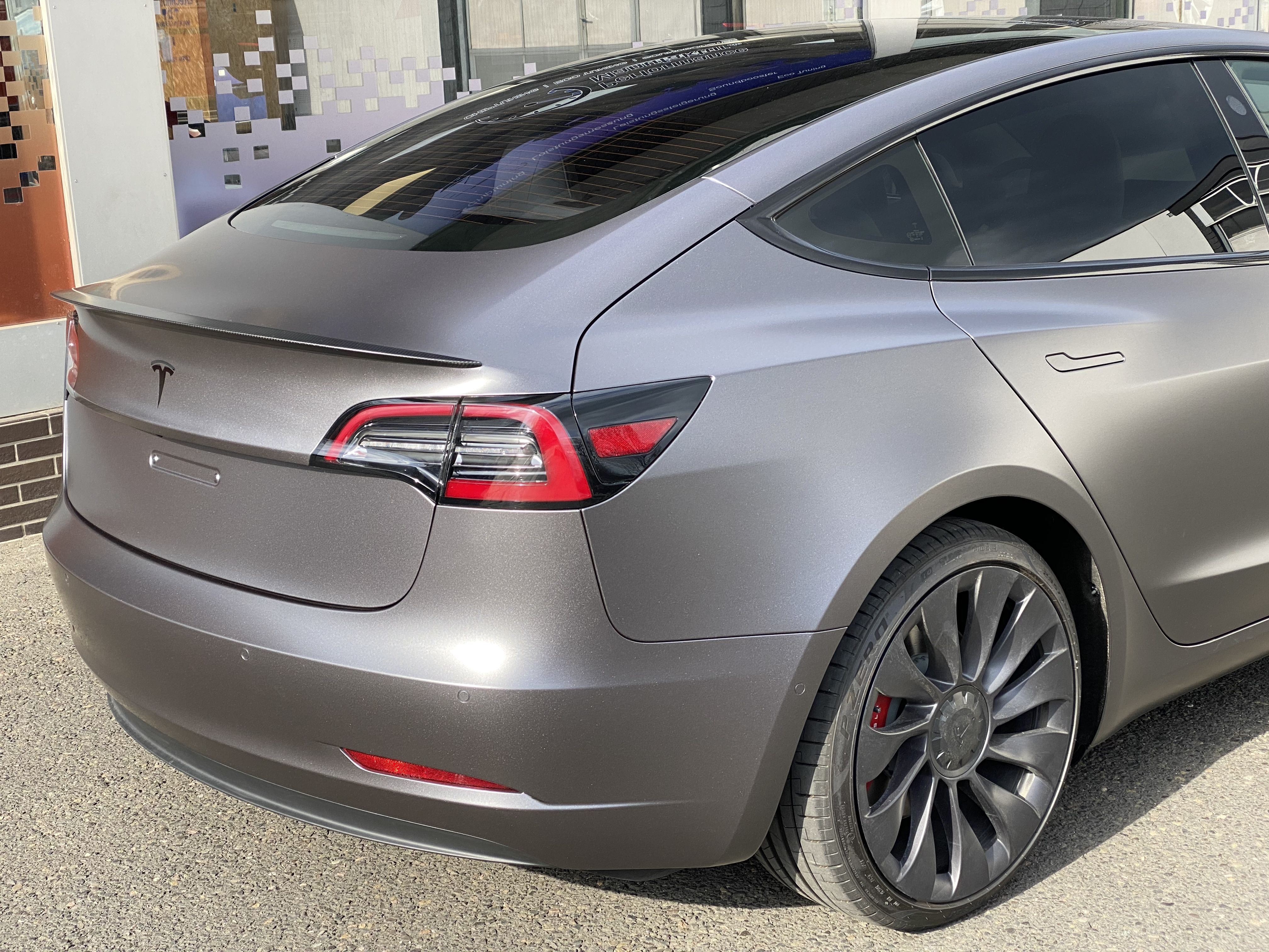 Model 3 Passgenaue Scheibentönungsfolie - Tesla-Protect