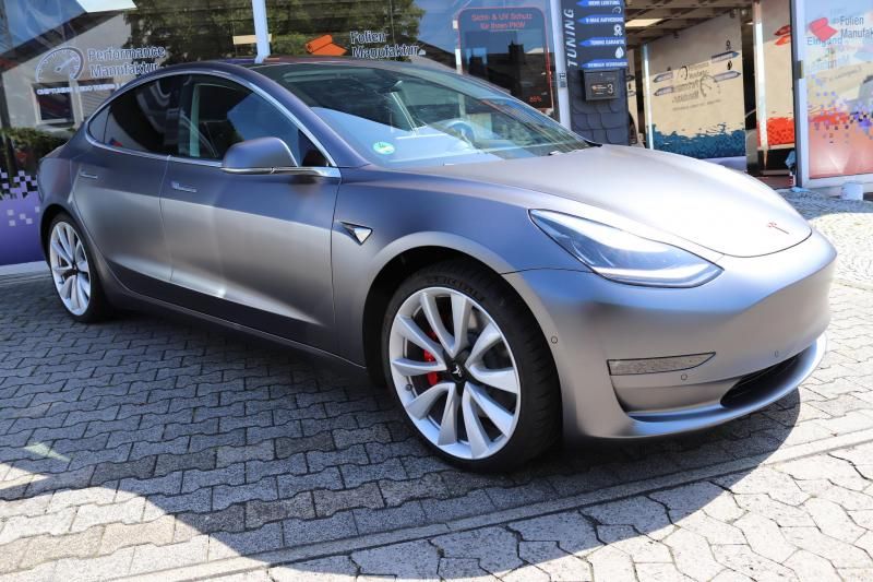 Tesla Model 3 Vollfolierung