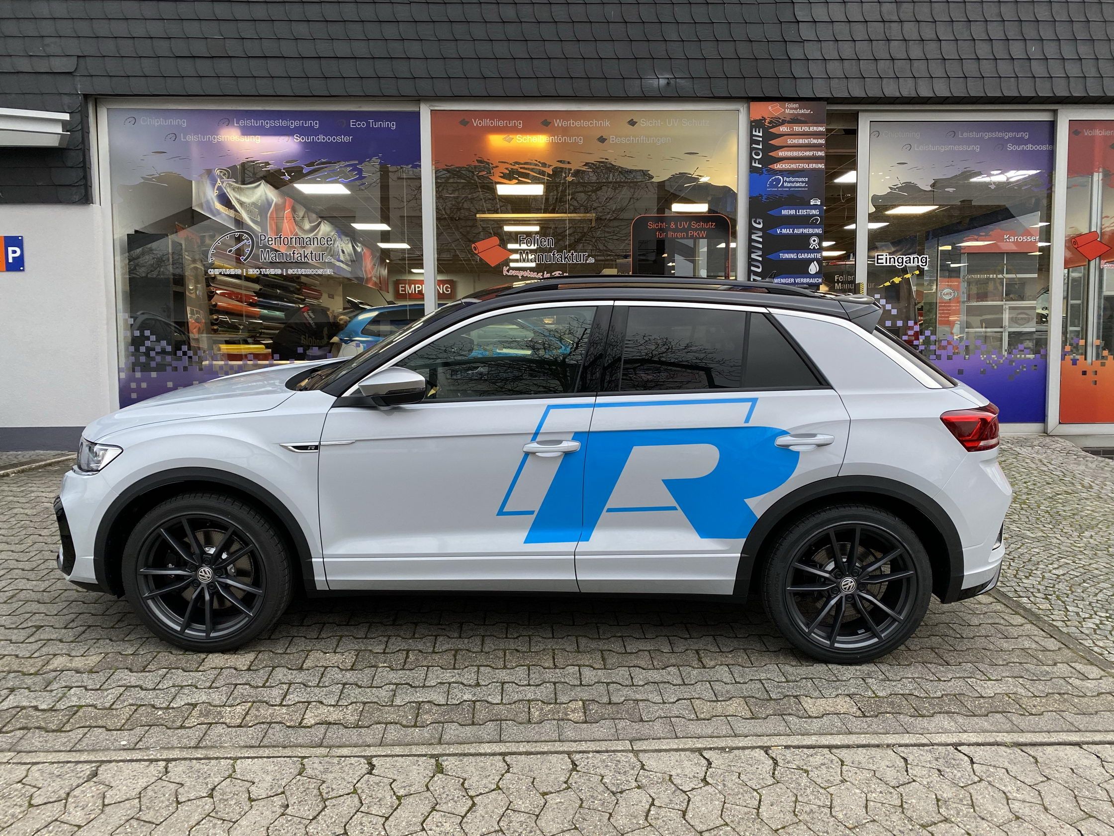 Folien Manufaktur – VW T Roc R Vollfolierung