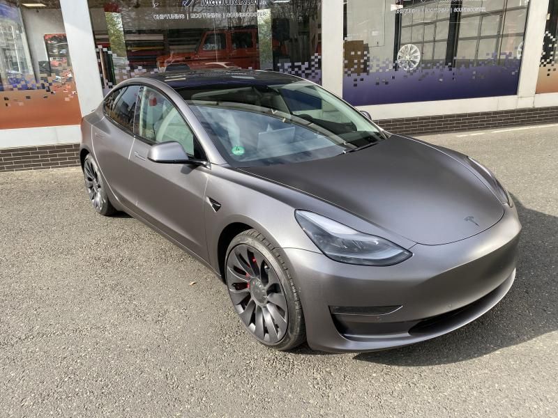 Tesla Model 3 Vollfolierung